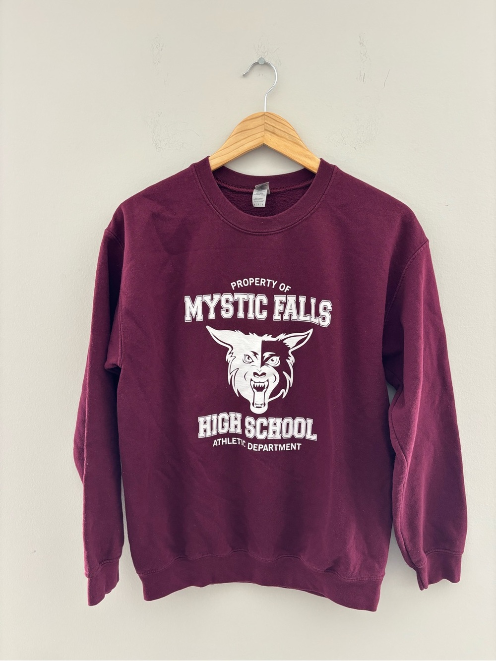 Mystic Falls High School Athletic Department Crewneck Sweatshirt Burgundy Size M